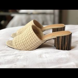 Who What Where Felicity Mule